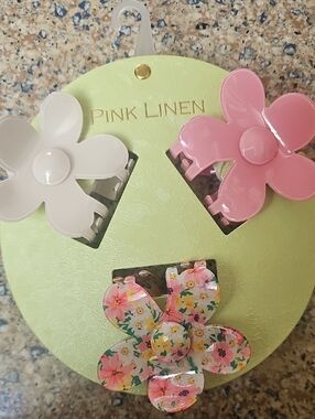 Pink Linen Women’s Floral & Pastel Flower Hair Claw Clip Set